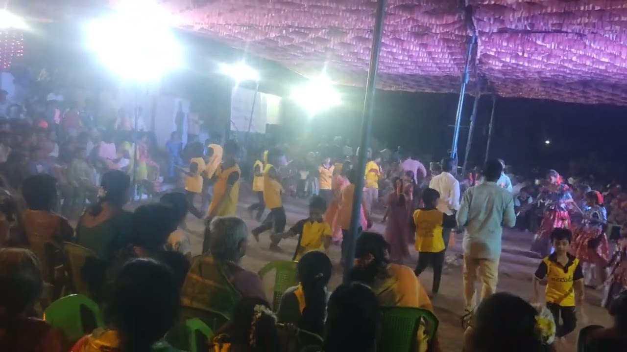 కలమల్ల గ్రామంలో సిద్దేశ్వర స్వామి శివరాత్రి రోజున వల్లెపు సూరి కోలాటం యర్రగుంట్ల 9908828974