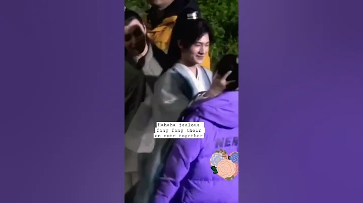 Funny cute scenes #yangyang #zhaolusi #whorulestheworld