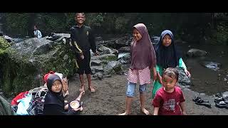 Download Lagu OTW air terjun MP3