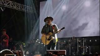 Nonton Pesta Rakyat Balikpapan 2024 : Padi Reborn - Mahadewi.