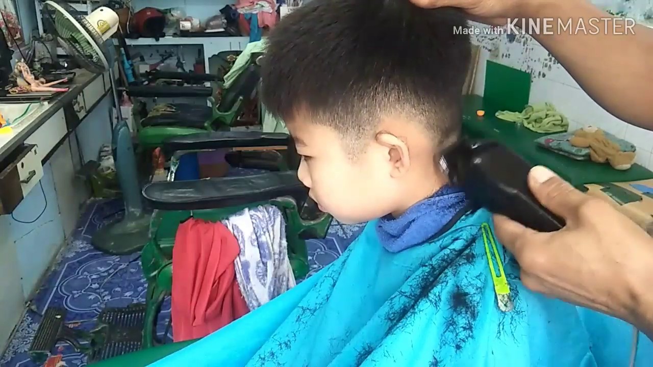 ฝึกตัดผมเด็กนักเรียนรองทรงสูงใช้หวีเบอร์หนึ่งรอง หัดตัดผมง่ายๆ 1