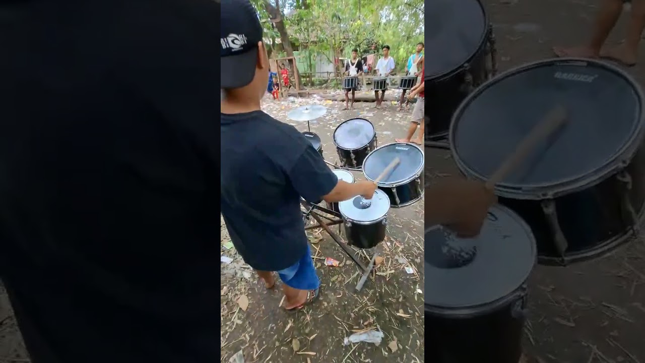 COWOK FUNKY (drumband)