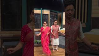 Gulabi Sadi Priya Bapat Umesh Kamat Jar Tarchi Goshta