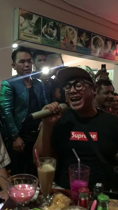 Mardua holong