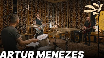 OtRo MuNdO Sessions | ARTUR MENEZES - Hurts Like Hell | LIVE PERFORMANCE #8