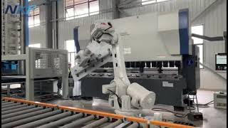 🦾Our designed and manufactured linear rails, paired with #ABB robots, enable automated #bending.