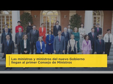 Las ministras y ministros del Gobierno llegan al primer Consejo de Ministros