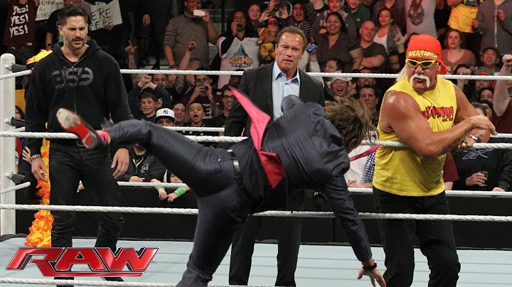 Arnold Schwarzenegger and Joe Manganiello join Hulk Hogan in the ring: Raw, March 24, 2014 - DayDayNews
