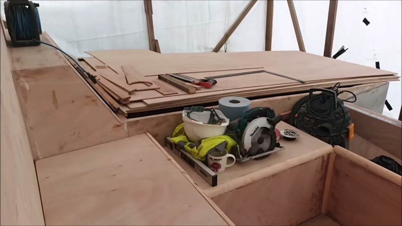 ⁣Tamar 31 catamaran being built in Plymouth