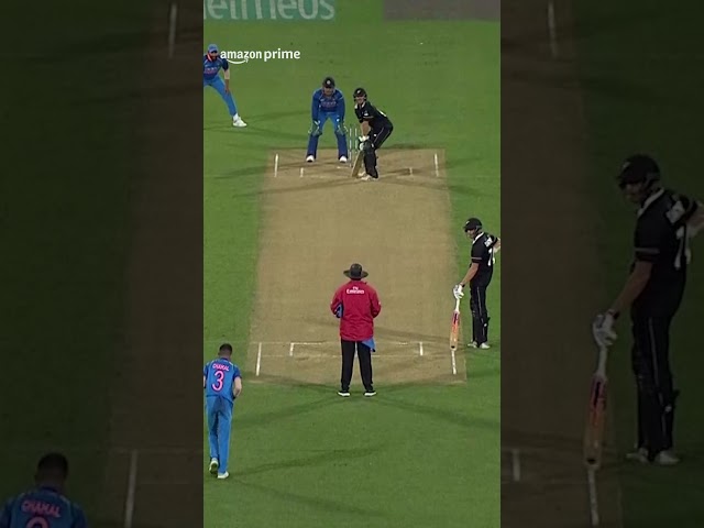 Yuzvendra Chahal tricks the black caps! | #primevideoindia class=