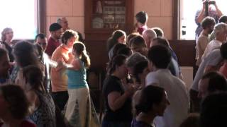 Video voorbeeld van "Contra Dance with Perpetual e-Motion"