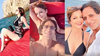 Sussanne Khan In Black Bikini With Boyfriend Arslan Goni - Cozy Video