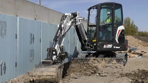 How to Choose a Compact (Mini) Excavator Model | Bobcat Excavators