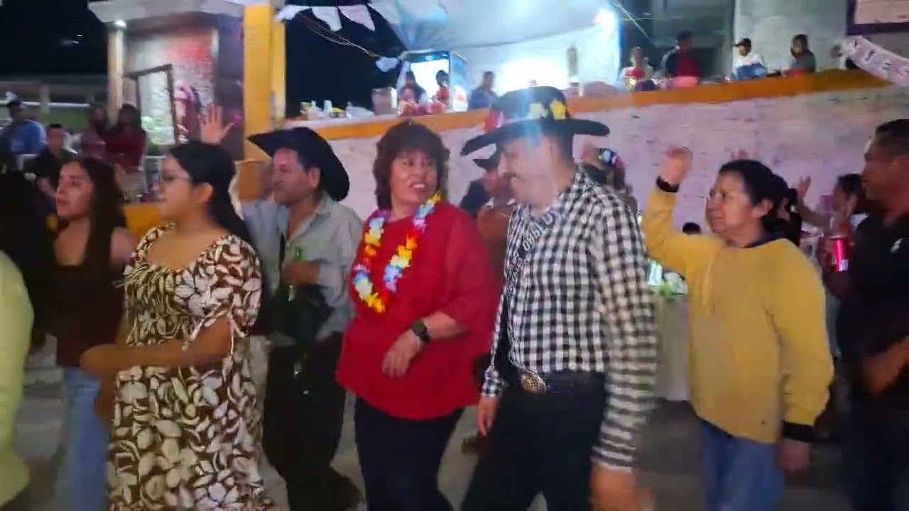 Grupo Ja-les Musical En Tenexco Pantepec Puebla 27 Diciembre 2025 