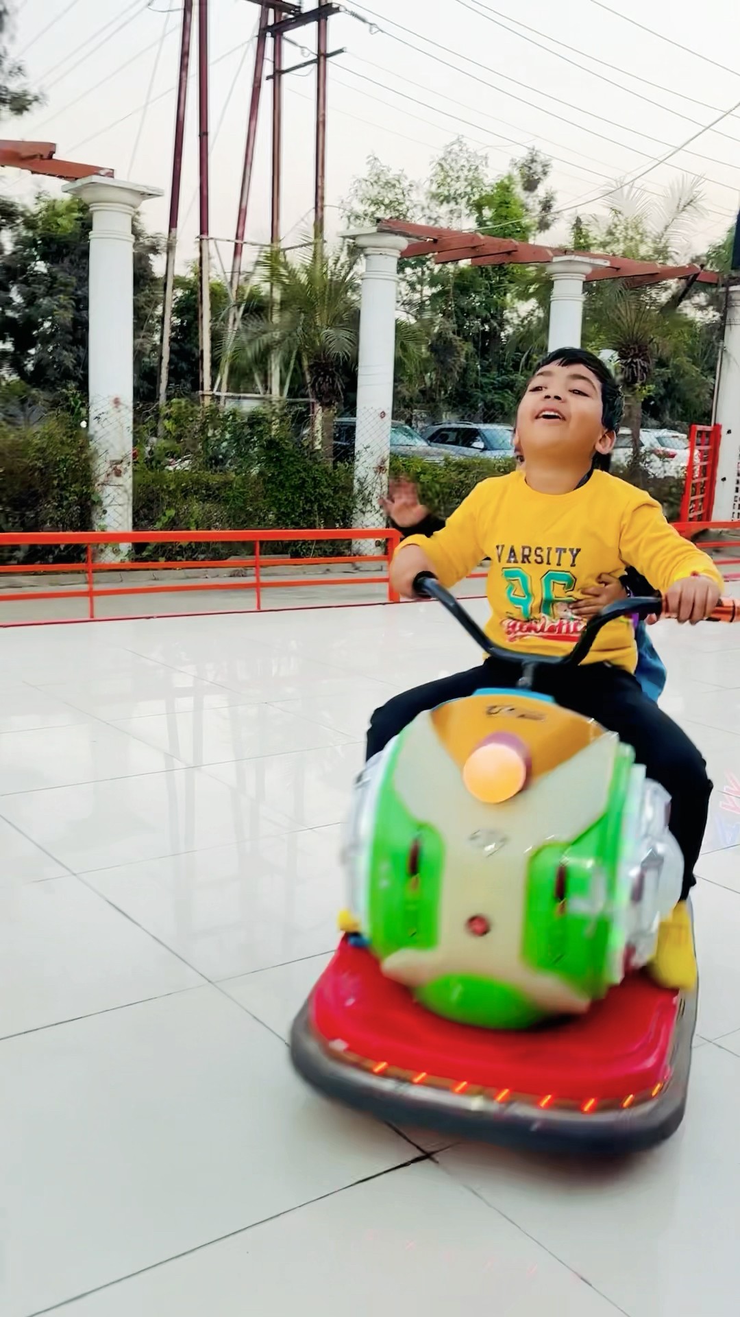 Krashiv aur Kashvi ki bike ride ?