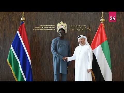 قرقاش يلتقي وزير خارجية غامبيا