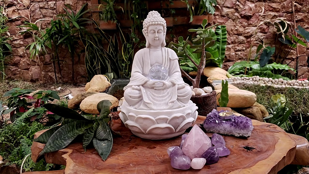 Estatua de Buda meditando de resina decorativa – Arte & Sintonia