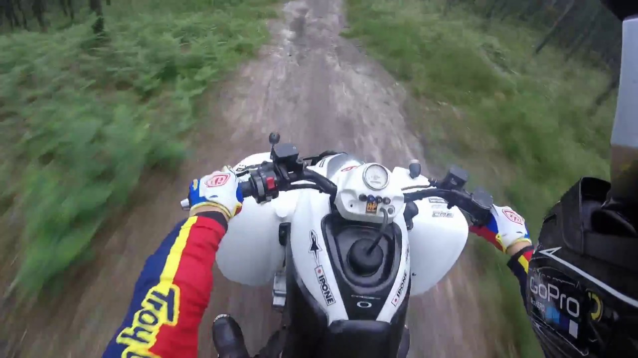 Kymco 250 kxr // weeling // boue