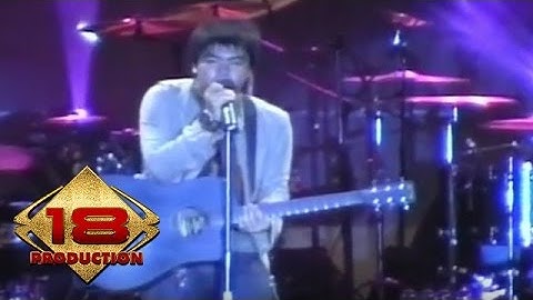 Samsons - Kisah Tak Sempurna (Live Konser Solo 25 Maret 2007)