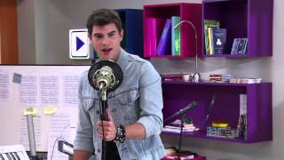 Video thumbnail of "#Violetta2 - Перевод песни "Yo soy asi""