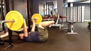 Barbell floor press (deadbug) - EBM Fitness Solutions