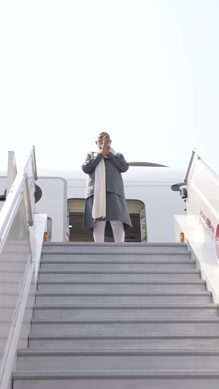 PM Modi emplanes for a two-day visit to Paris, France | #shorts
