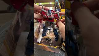 Optimus Prime SS102 Studio Series ASMR Unboxing - “Time to show you the real power of a Prime!”