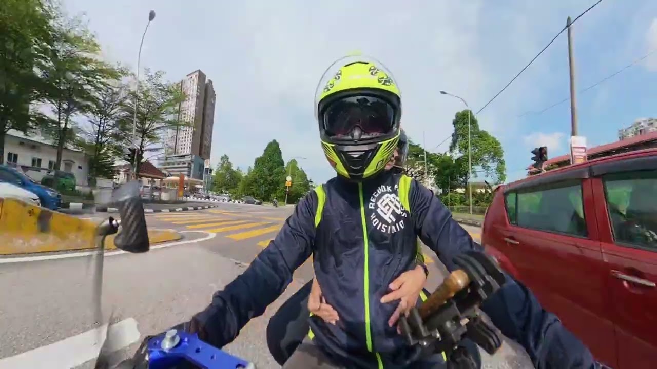 (FULL VIDEO) Hatid pero sa iba tayo dadaan #twintowers #klcc