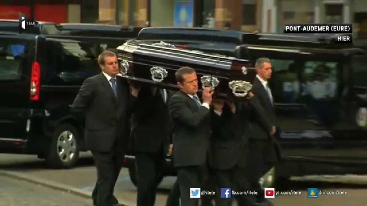 Emouvante cérémonie pour les obsèques d'Alexis Vastine