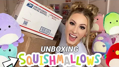 MY FIRST EVER SQUISHMALLOW UNBOXING/FIRST IMPRESSIONS! *IM ADDICTED*