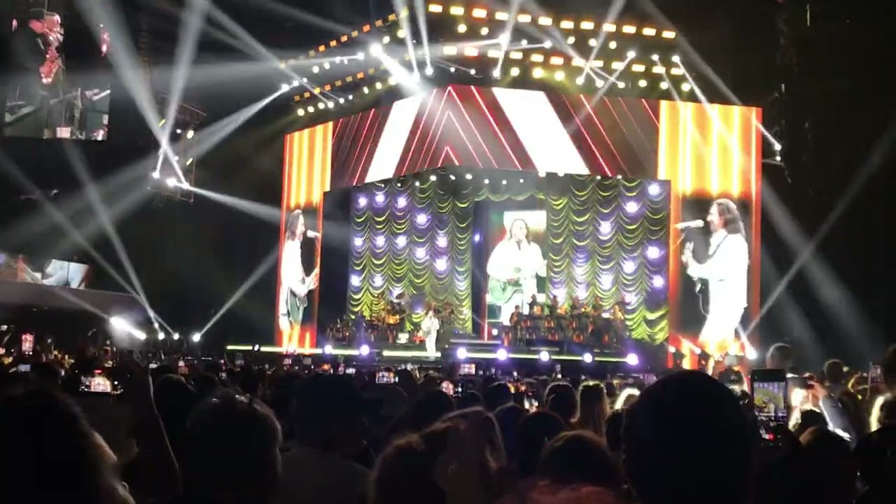 Marco Antonio Solís-28/10/23 en Movistar Arena - Buenos Aires.
