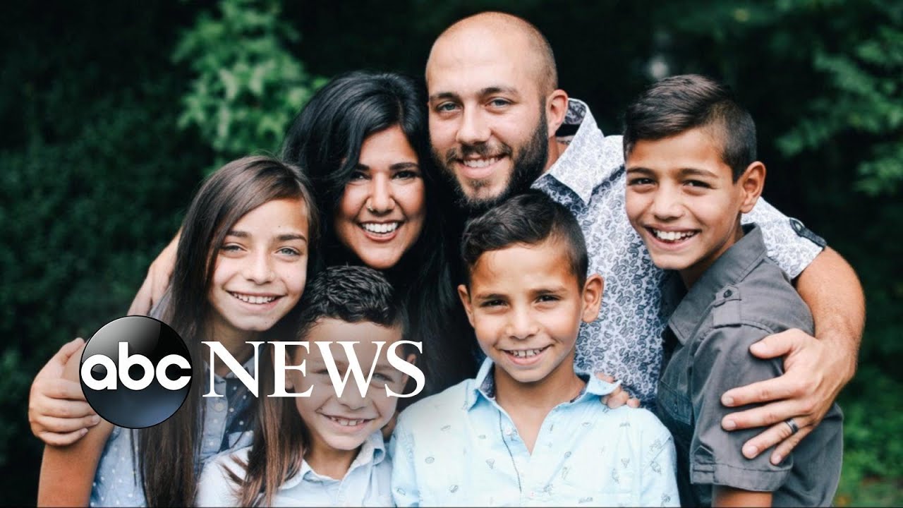 North Carolina couple adopts 4 siblings - YouTube