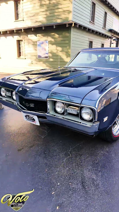 1968 Oldsmobile 442 Backing Out (V21919)