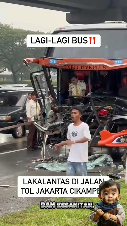 sopir bus terjepit di kabin ‼️ #bus #automobile #kecelakaan #truk #trukoleng