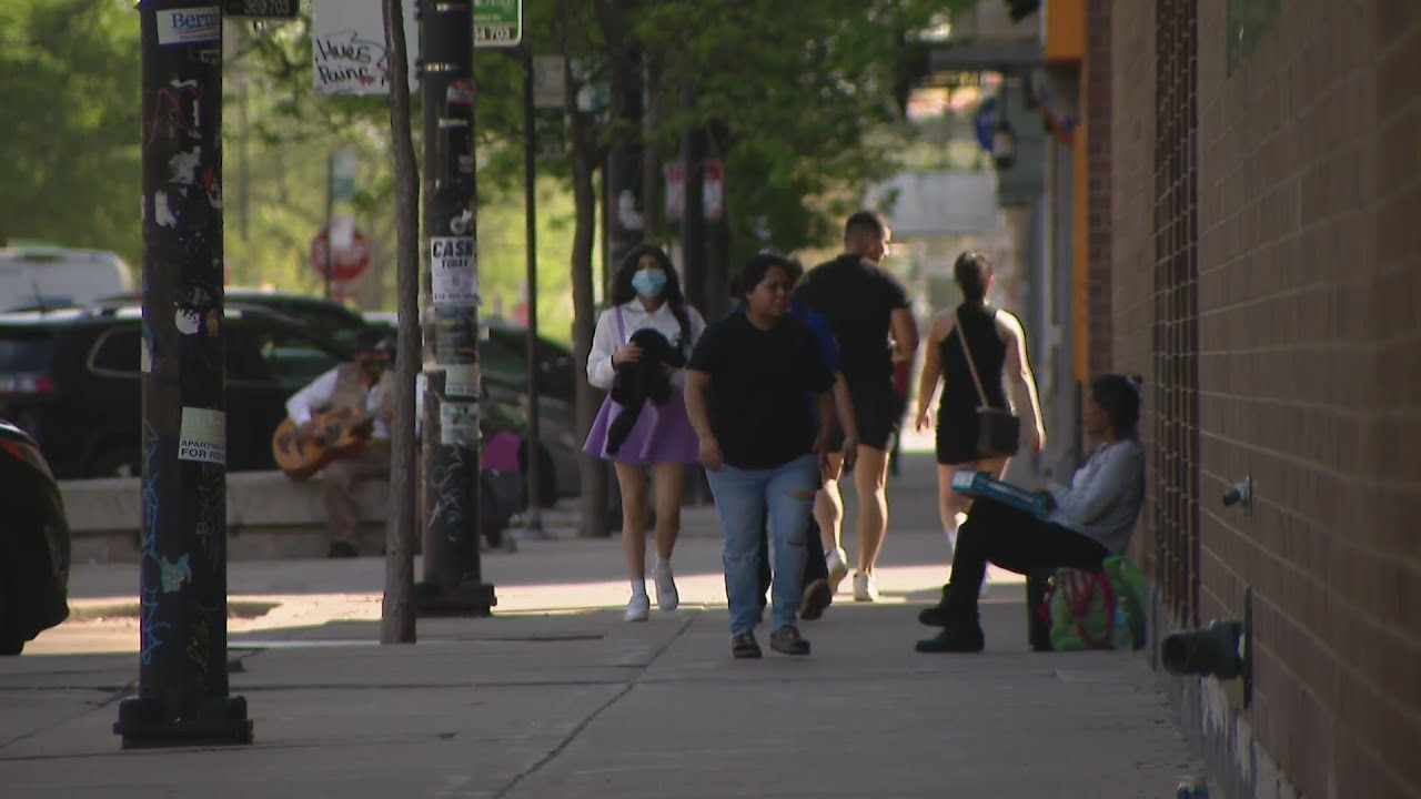 Latinos undercounted in the census with Illinois losing millions