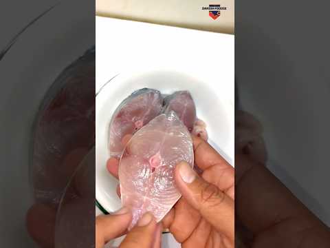 Fish Fry With Green Chutney Recipe | Surmai Fish Fry Restaurant Style | Green Chutney | #shorts