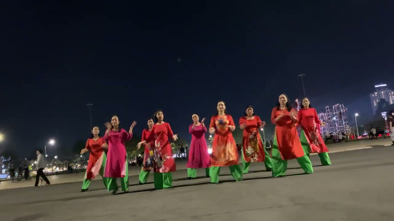 LK: Dịu Dàng Sắc Xuân. Diễn CT Giao Thừa 2026. QT  Tô Quyền TN, DV Xuân Hồng 