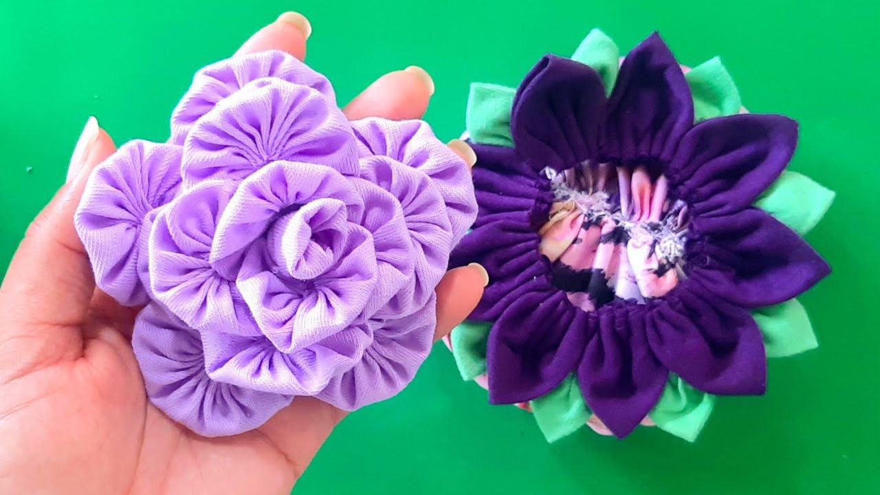 FLOR DE FUXICO DIFERENTE  e um peso de porta lindo