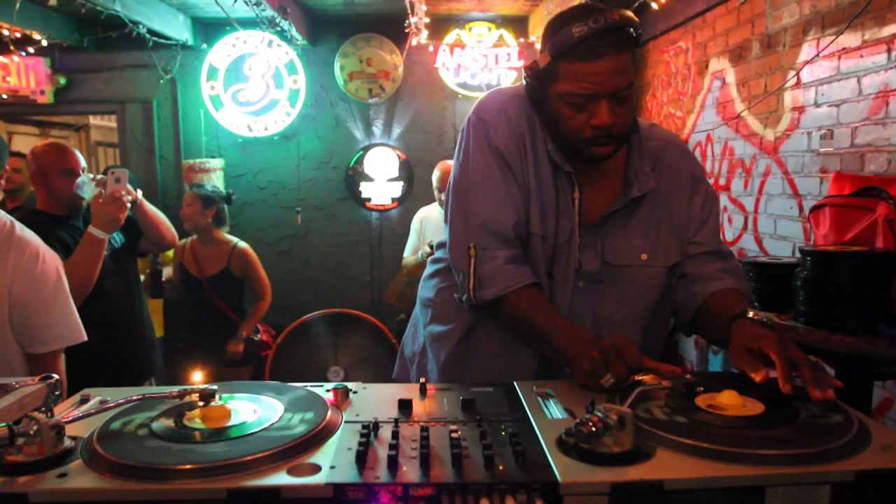 Diamond D 45 set at Ol'Dirty Sundays