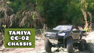【4K】TAMIYA CC-02 chassis Running on the rocks in the park.(公園の岩場を走行)