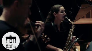 Asya Fateyeva - Zuhältertballade (Official Music Video) | Kurt Weill Saxofon