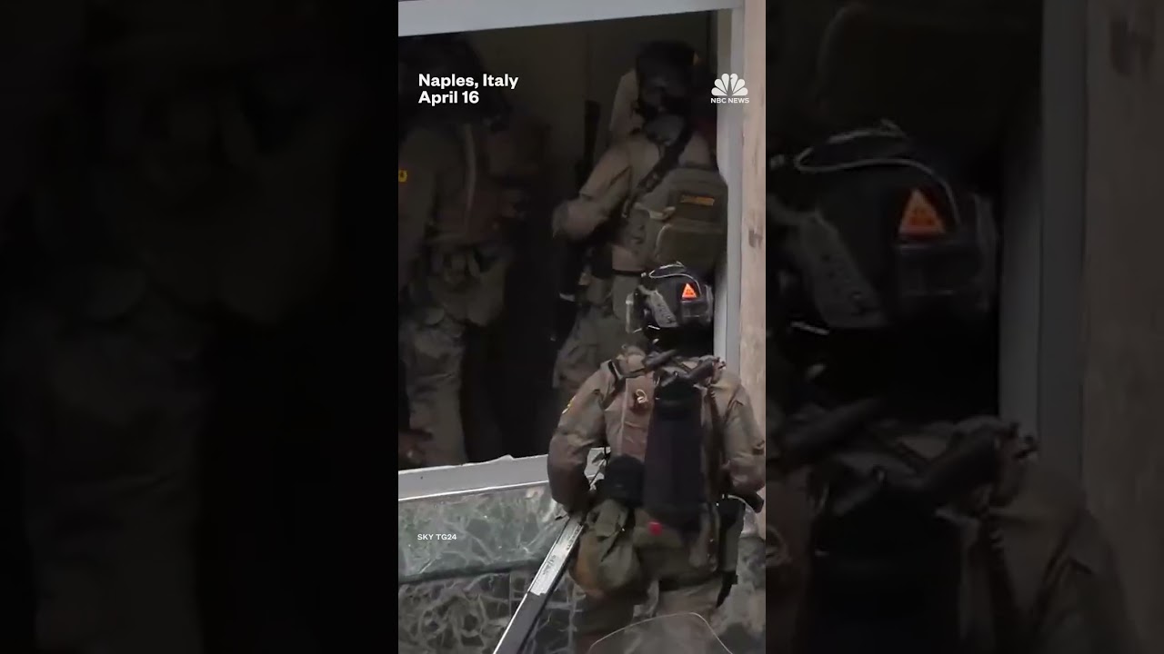 Manhunt underway after bank robbery in southern Italy