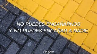 Arctic Monkeys - Old Yellow Bricks [Letra en Español]