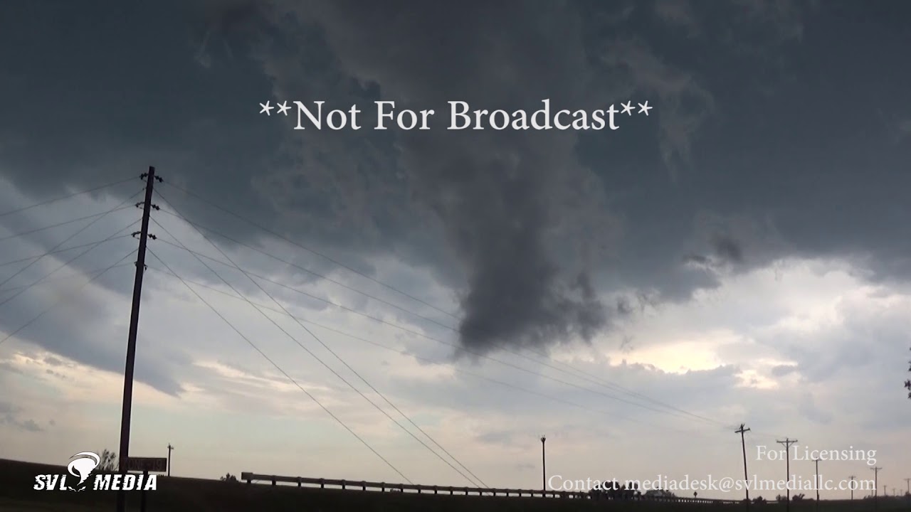 Wilmot, Kansas Funnel Cloud/Storm Rotating Overhead August 5th, 2017 YouTube