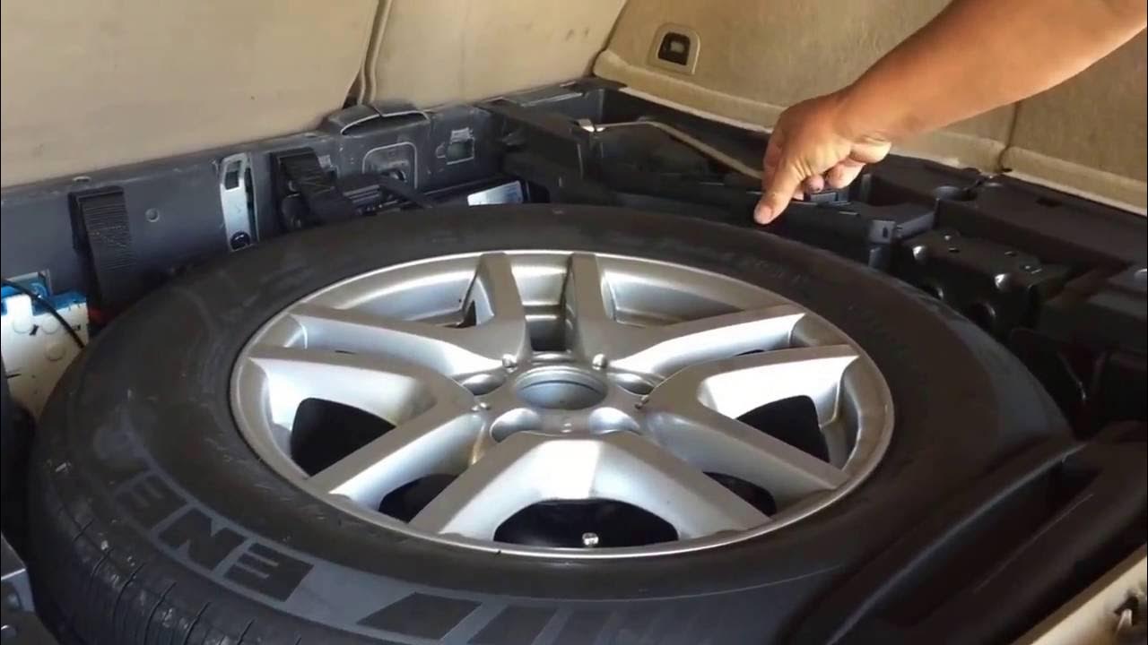 BMW special helps & extras in spare wheel tire change. How to X5 E53