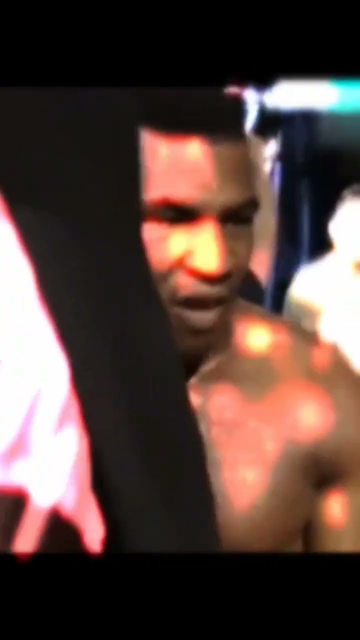 Just a few seconds to fight, but no tickets # Tyson # Pressure from Tyson # Fighting