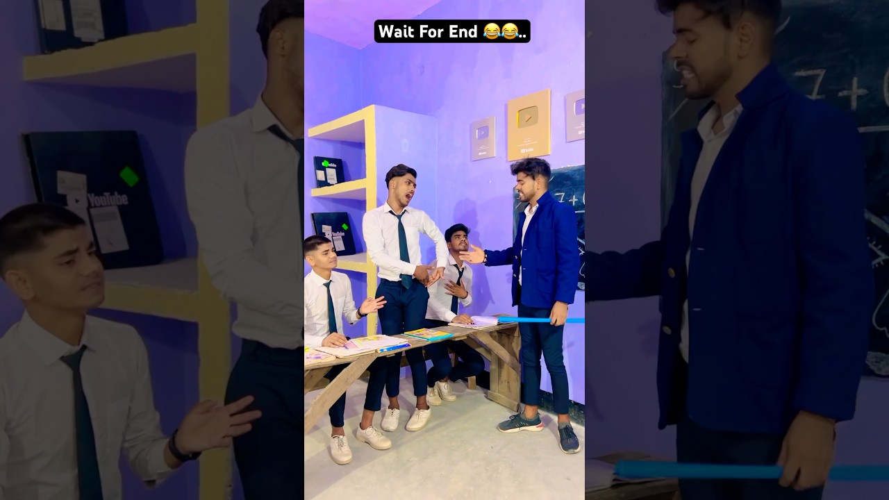 Kya Song Sunaya Hai 😂😂 #SinuRox #teacherstudentcomedy #comedy #funny #comedyvideo #shorts #sinu