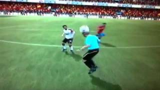 FIFA 12 Ref attack!