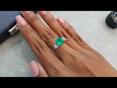 Colombian emerald Muzo Green 1.70 ct Video  № 1