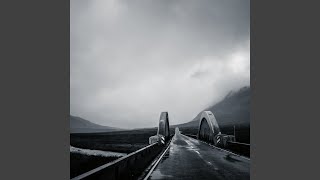 Download Lagu Path in the Fog